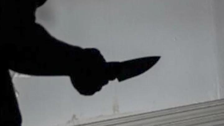 কারওয়ান বাজারে সবজি কিনতে যাওয়া ব্যবসায়ীকে কুপিয়েছে দুর্বৃত্তরা