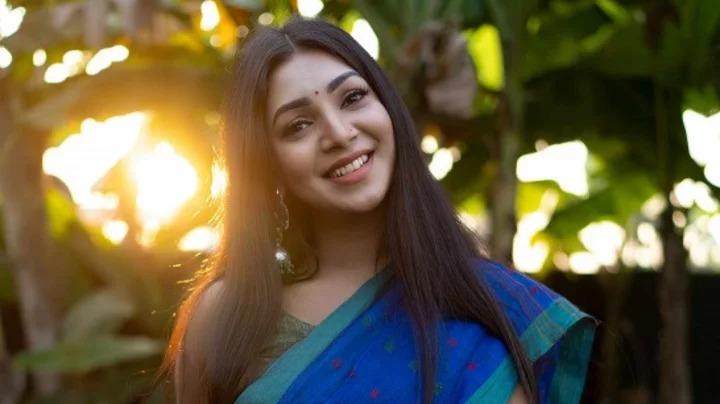 অনুমতি ছাড়া ছবি-ভিডিও ব্যবহার করায় ক্ষোভ জানালেন প্রভা