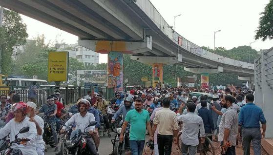 মিটফোর্ডে ব্যবসায়ী হত্যার প্রতিবাদে জামায়াতের বিক্ষোভ, খুনিদের দ্রুত বিচারের দাবি