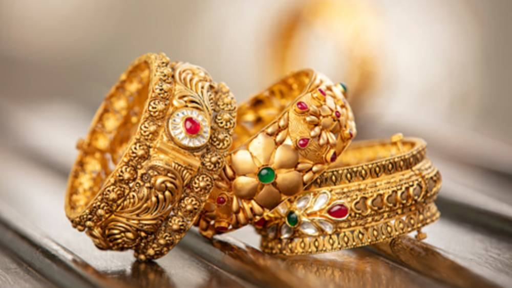 স্বর্ণের দাম হ্রাস, ক্রেতাদের মধ্যে স্বস্তি